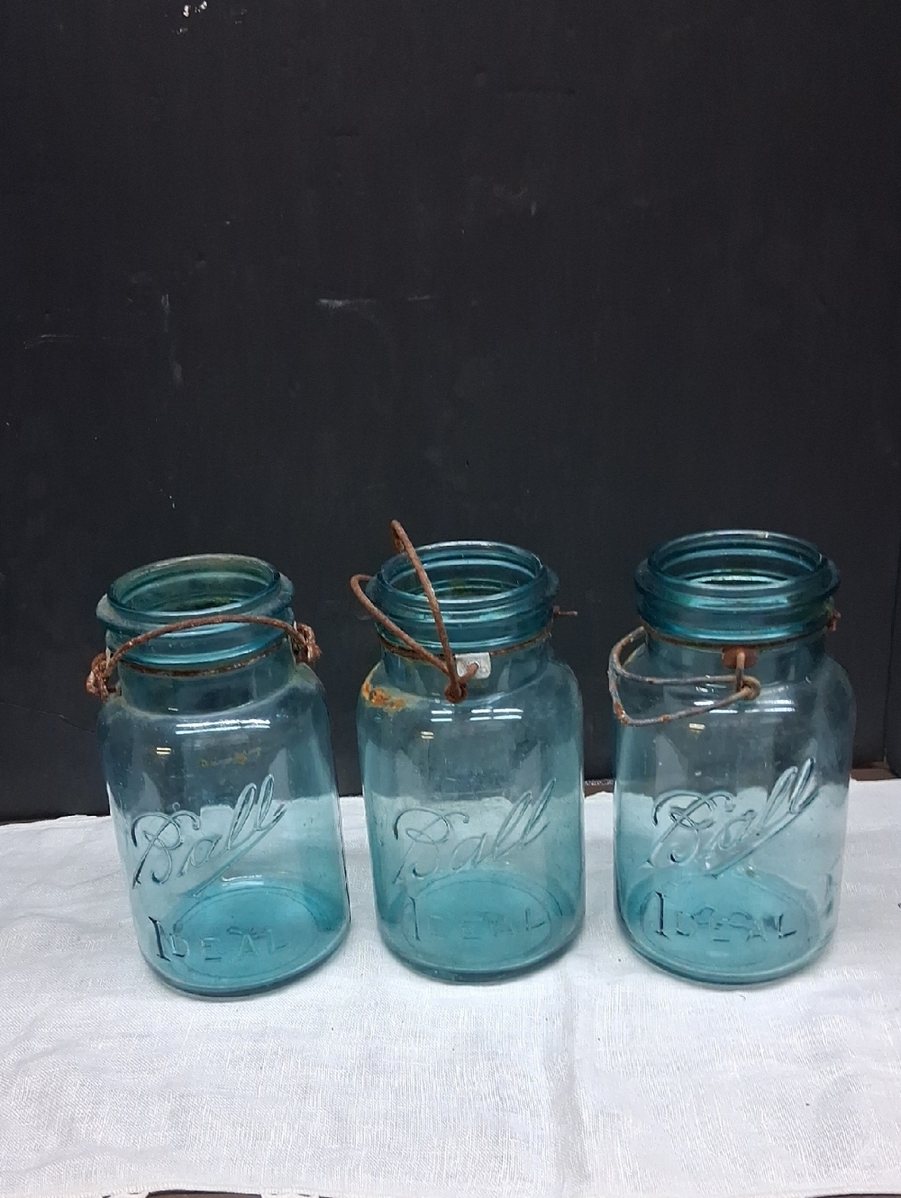 (A)Vintage‎ Ball Ideal aqua blue glass canning jars with wire bail closures(3)